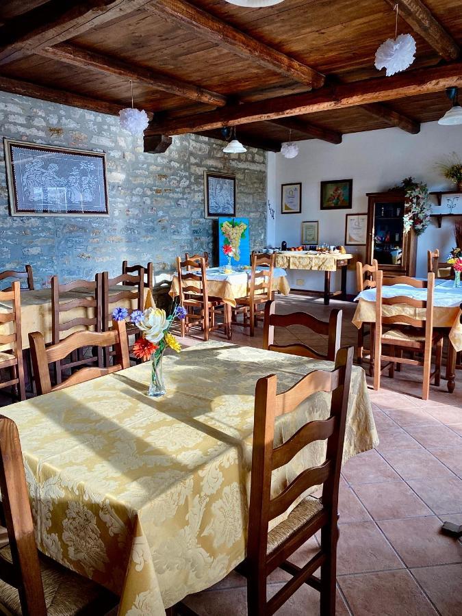 Agriturismo Pian Del Duca Vesime Exteriör bild